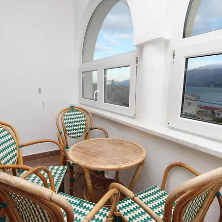 Apartment Apartments By The Sea Vinjerac, Zadar - 5811